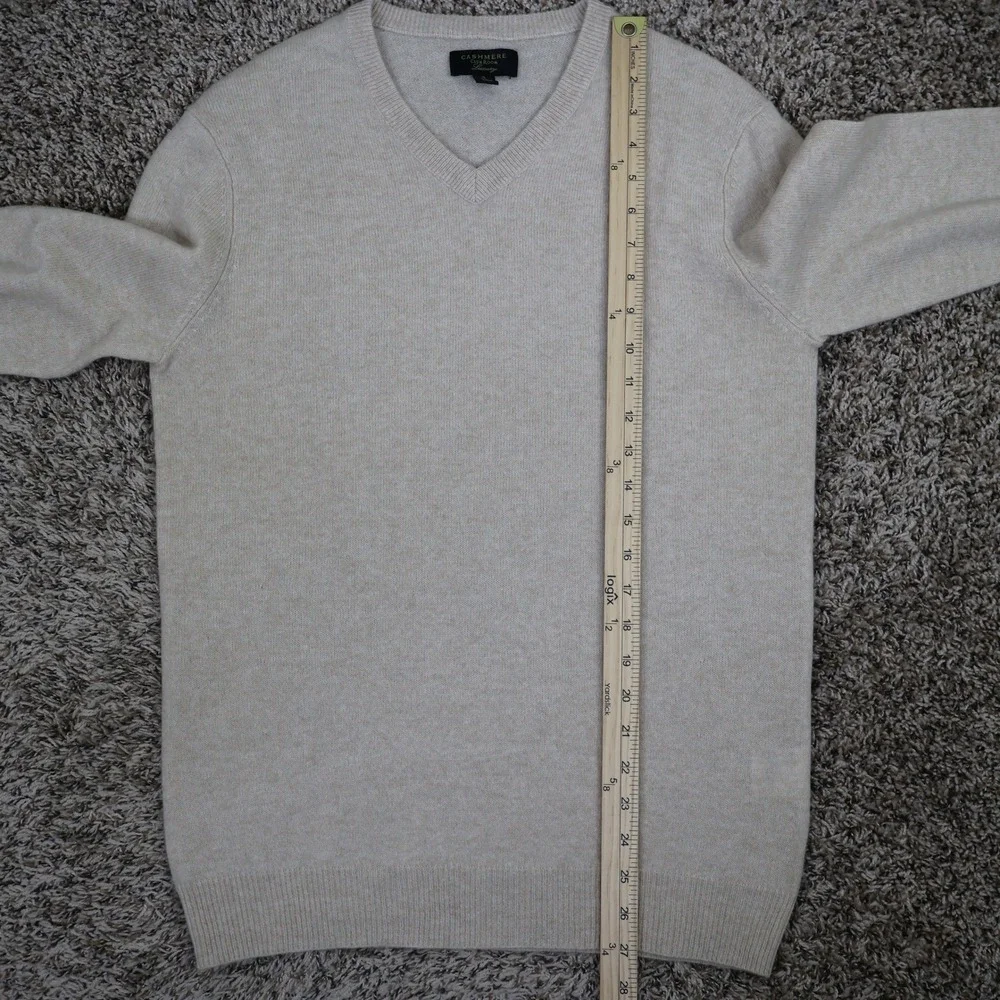 Club Room Luxury V-Neck Cashmere Sweater Small Oatmeal Soft‎ Minimalist Neutral
